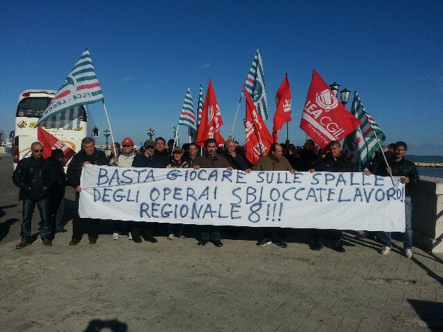 Lecce-Protesta-rEGIONALE-8