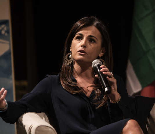 “Basta gestione del consenso, la politica risolva i problemi”. L’appello di Valentina Fragassi al presidente della Regione, Michele Emiliano